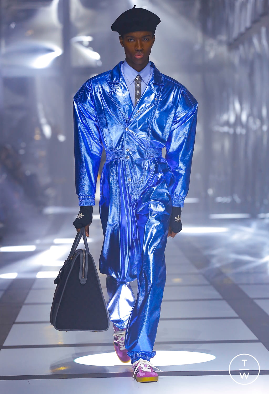 Fashion Week Milan Fall/Winter 2022 look 21 de la collection Gucci womenswear