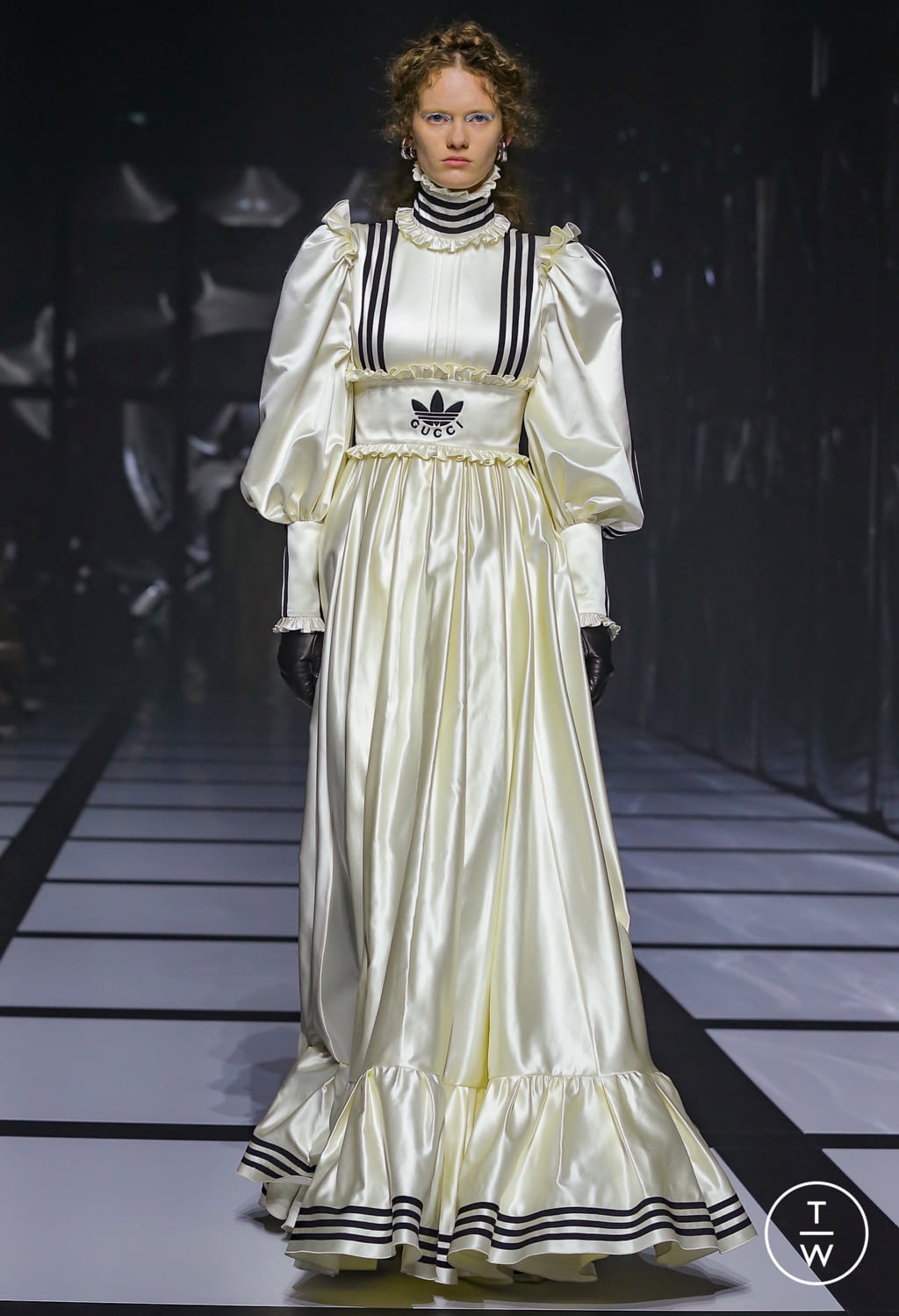 Fashion Week Milan Fall/Winter 2022 look 56 de la collection Gucci womenswear