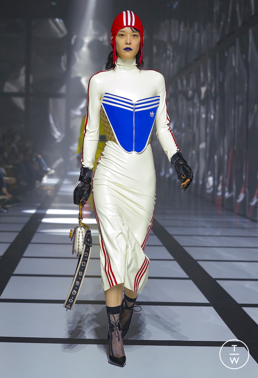 Fashion Week Milan Fall/Winter 2022 look 62 from the Gucci collection womenswear