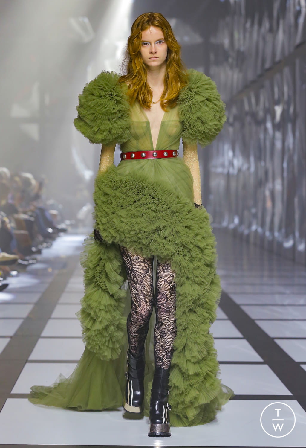 Fashion Week Milan Fall/Winter 2022 look 75 from the Gucci collection 女装