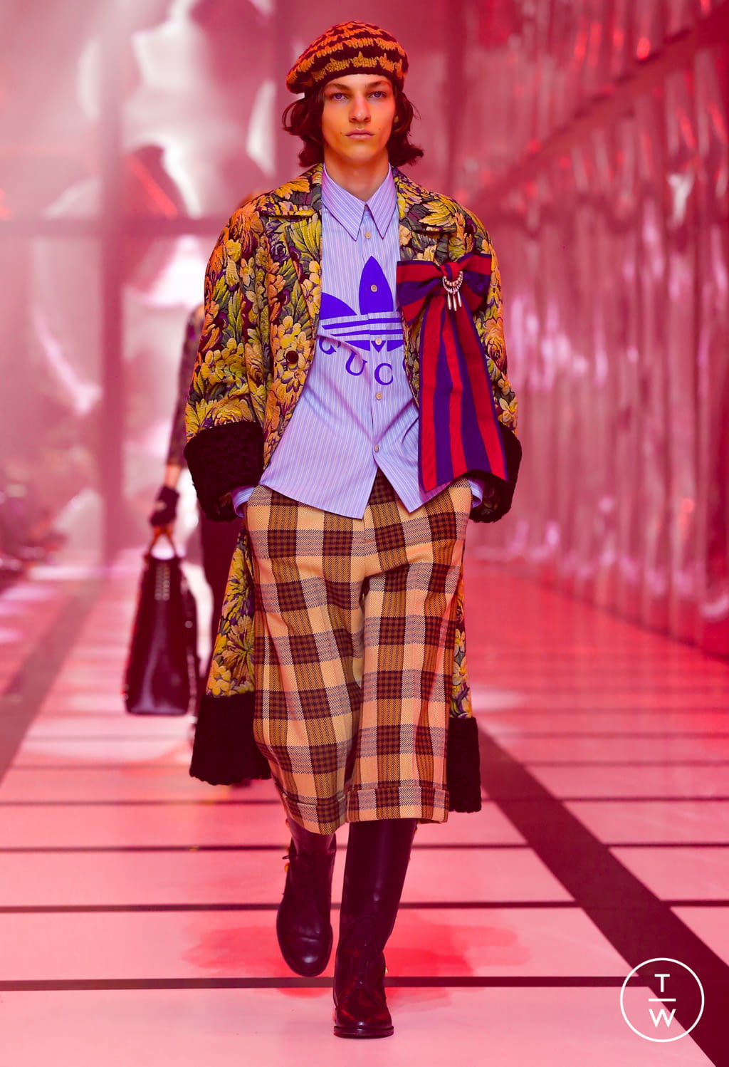 Fashion Week Milan Fall/Winter 2022 look 81 from the Gucci collection 女装