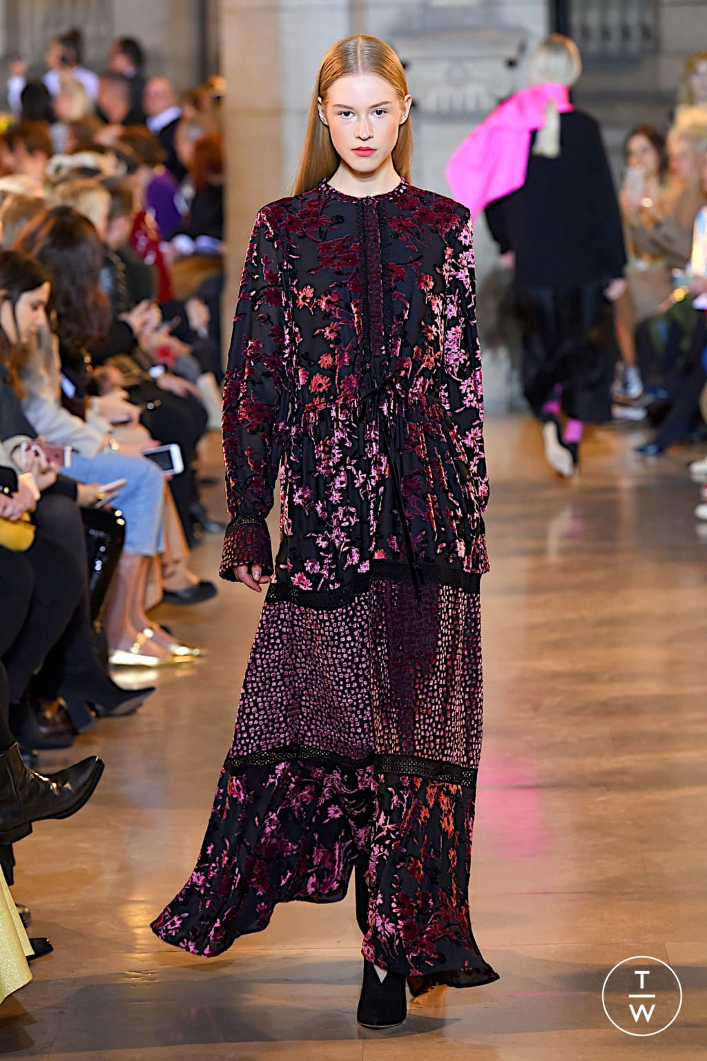 Fashion Week Paris Fall/Winter 2019 look 29 from the Talbot Runhof collection womenswear