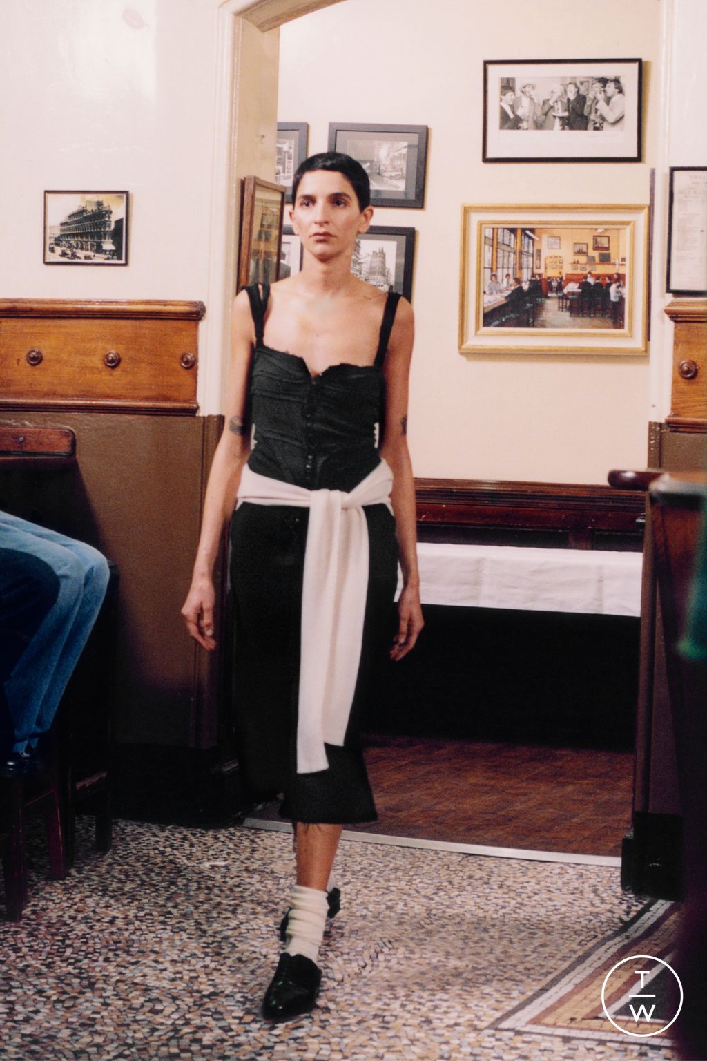 Fashion Week London Spring/Summer 2023 look 13 from the Talia Byre collection womenswear