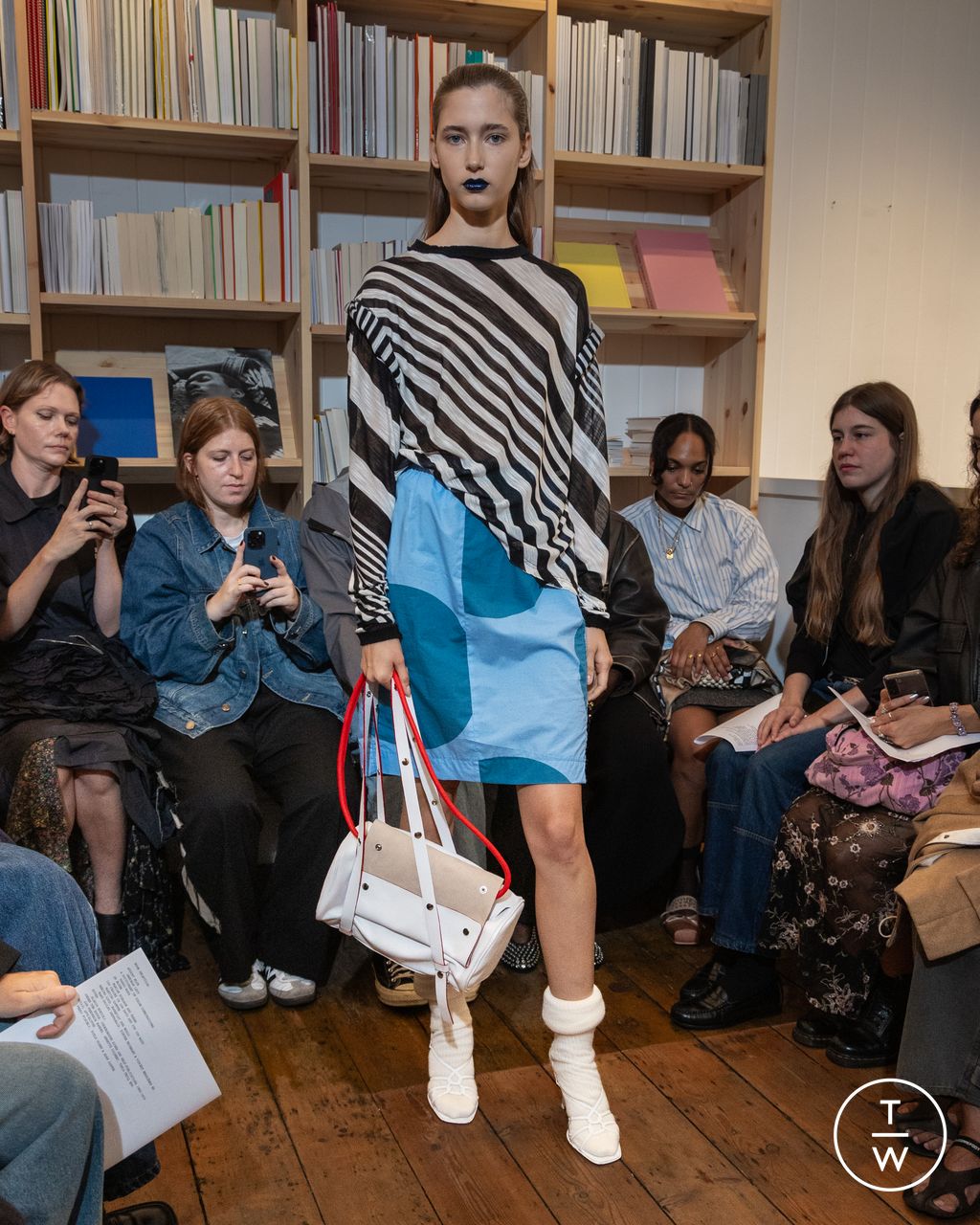 Fashion Week London Spring/Summer 2024 look 15 from the Talia Byre collection 女装