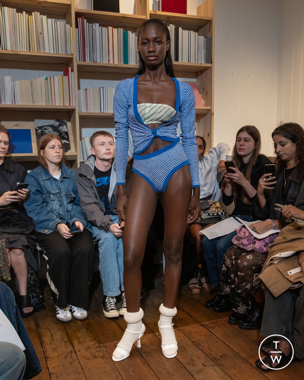 Fashion Week London Spring/Summer 2024 look 7 from the Talia Byre collection 女装