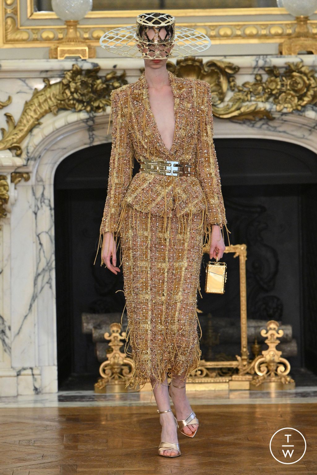 Fashion Week Paris Spring/Summer 2024 look 1 from the Tamara Ralph collection couture