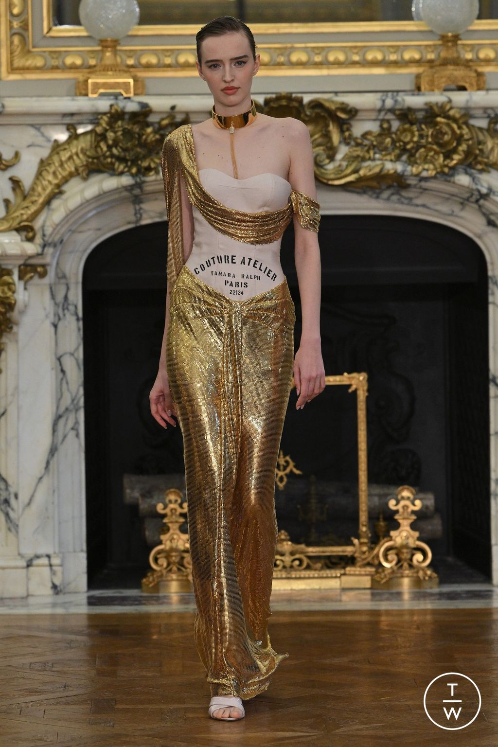 Fashion Week Paris Spring/Summer 2024 look 4 from the Tamara Ralph collection couture