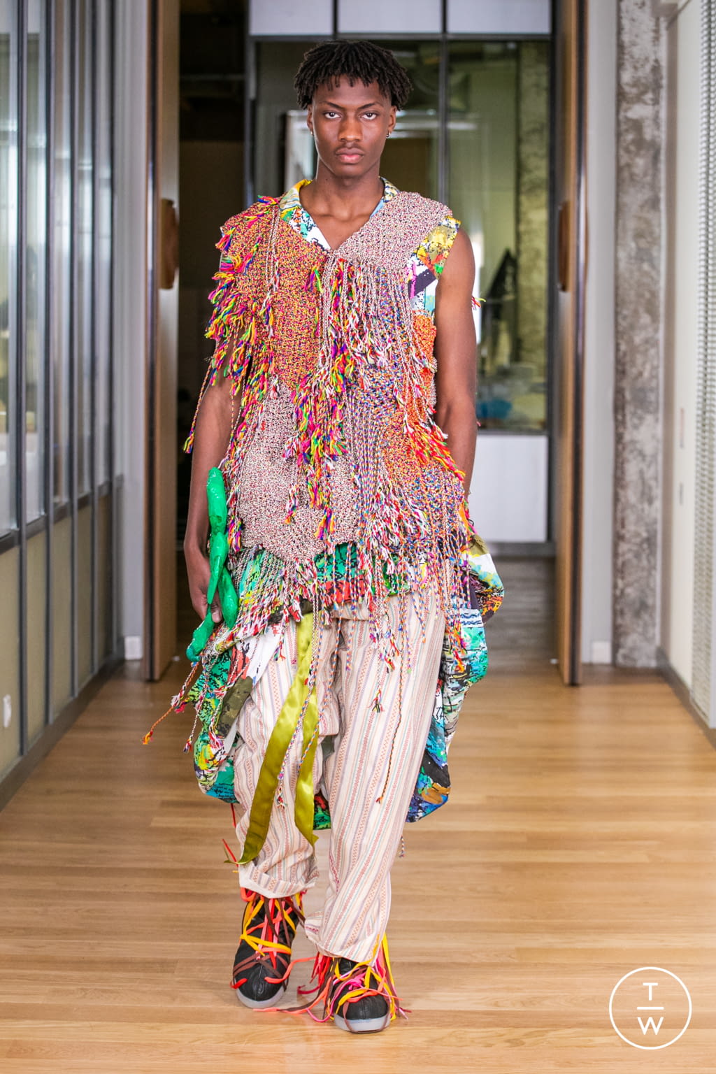 Fashion Week Paris Fall/Winter 2021 look 108 from the IFM PARIS collection womenswear