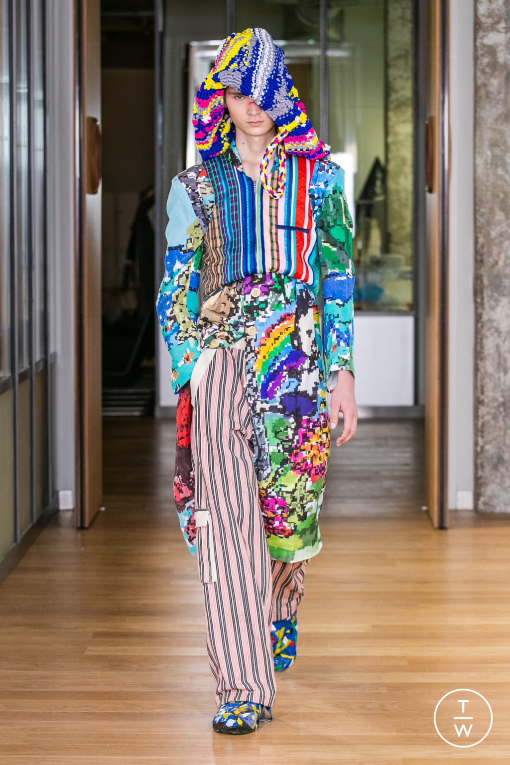 Fashion Week Paris Fall/Winter 2021 look 112 from the IFM PARIS collection womenswear