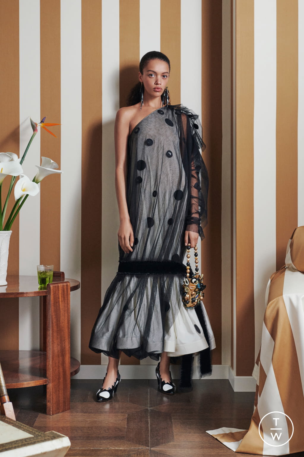 Fashion Week New York Resort 2022 look 11 from the Tory Burch collection womenswear