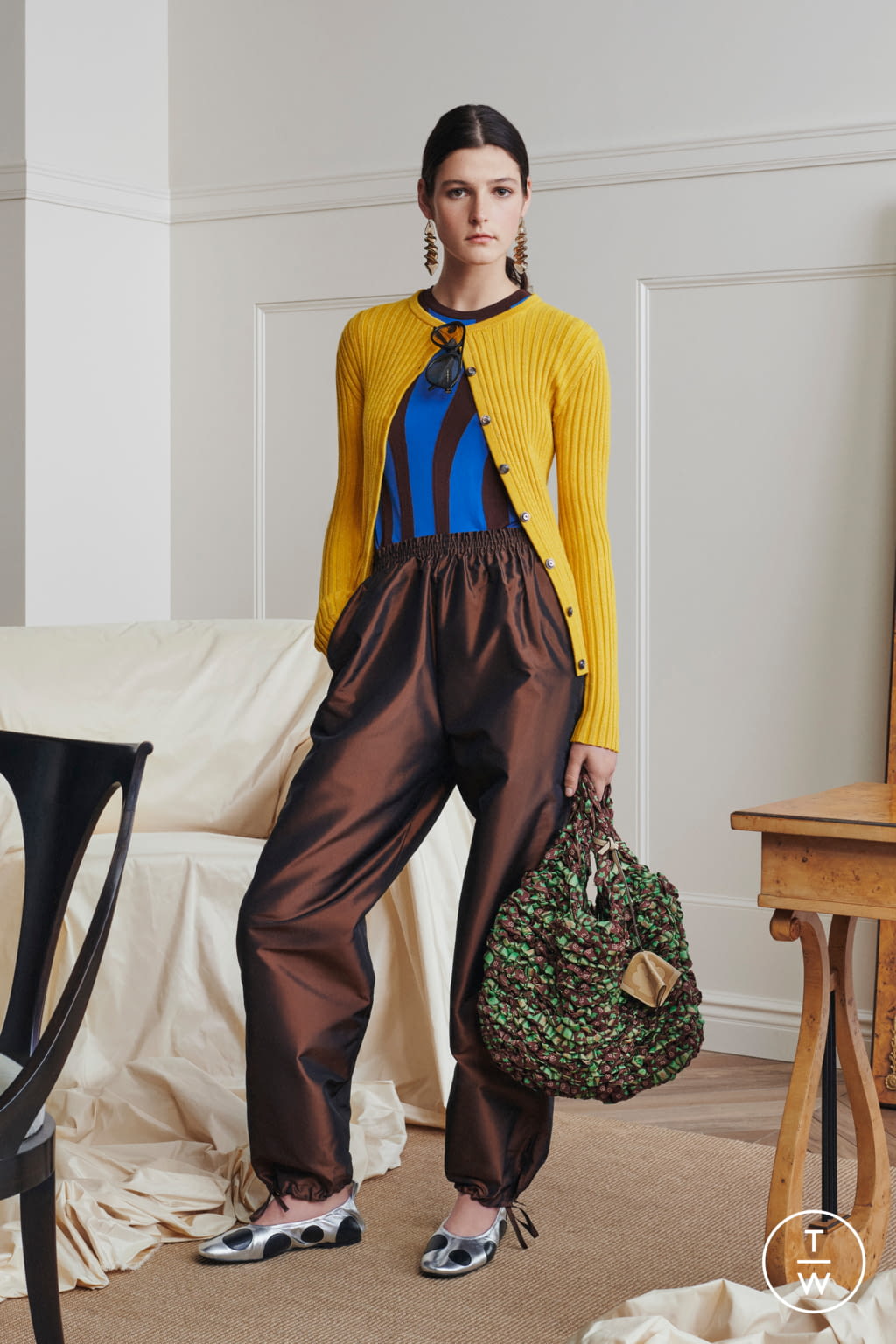 Fashion Week New York Resort 2022 look 18 from the Tory Burch collection womenswear