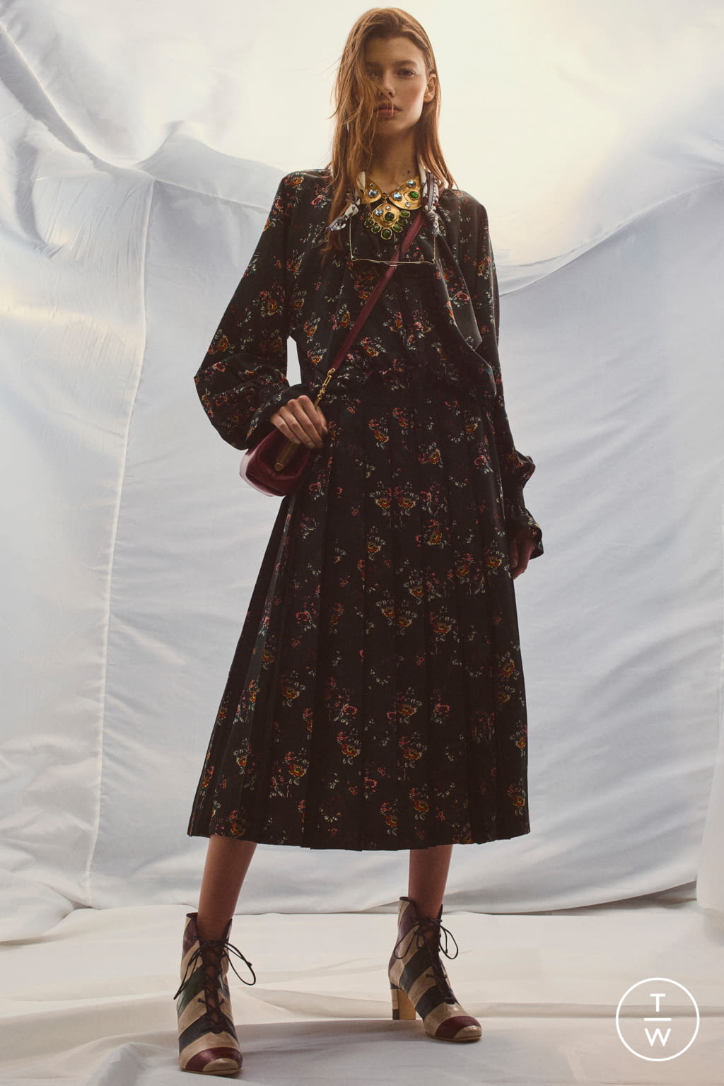 Fashion Week New York Pre-Fall 2020 look 12 from the Tory Burch collection womenswear