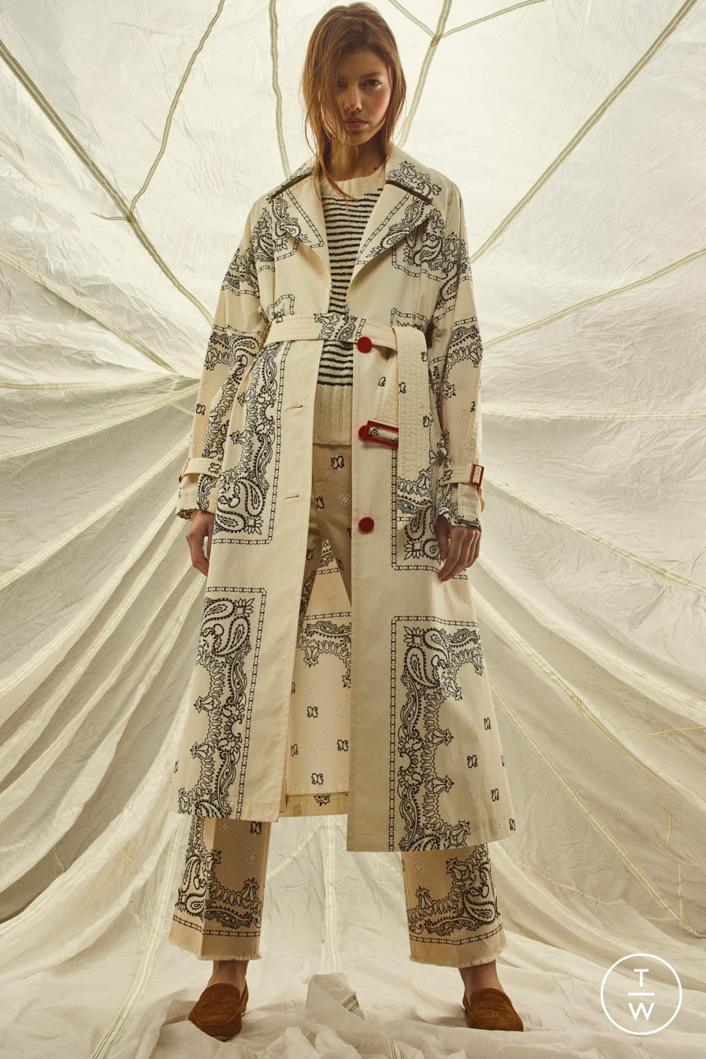 Fashion Week New York Pre-Fall 2020 look 16 from the Tory Burch collection 女装