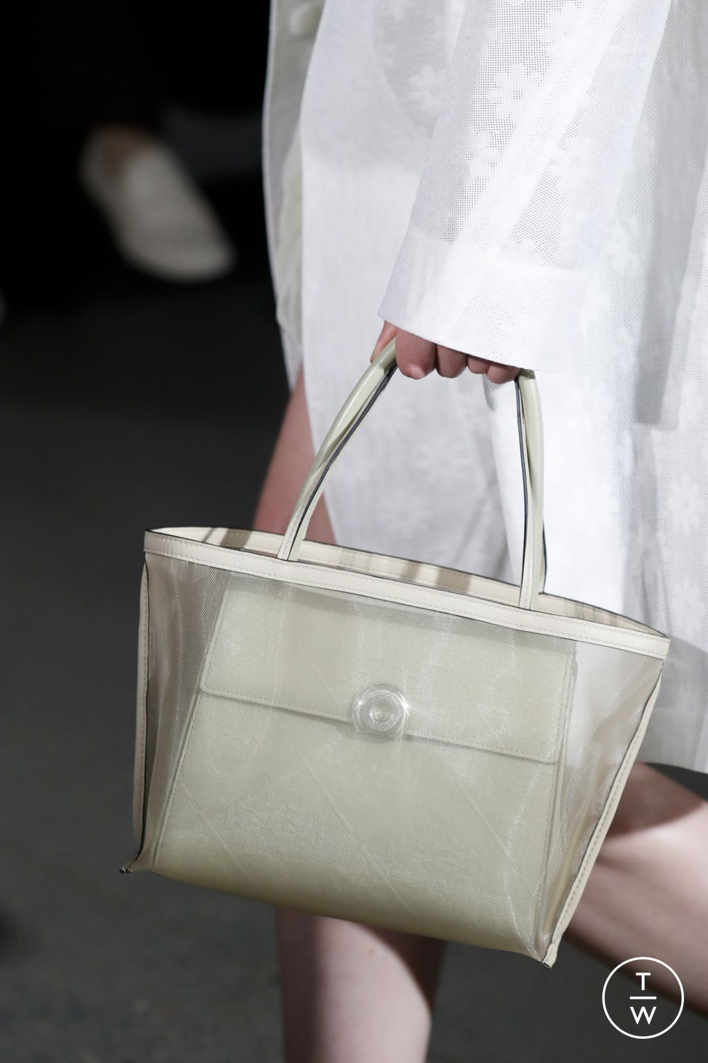 Fashion Week New York Spring/Summer 2024 look 4 from the Tory Burch collection womenswear accessories