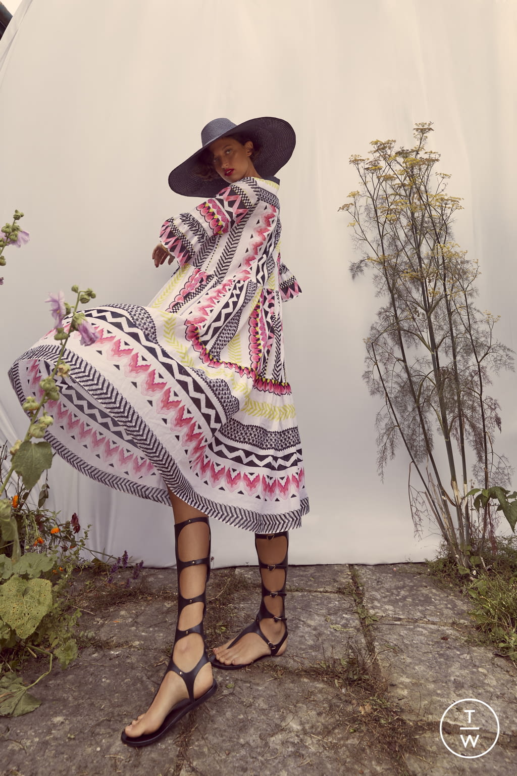 Fashion Week London Spring/Summer 2022 look 46 from the Temperley London collection womenswear
