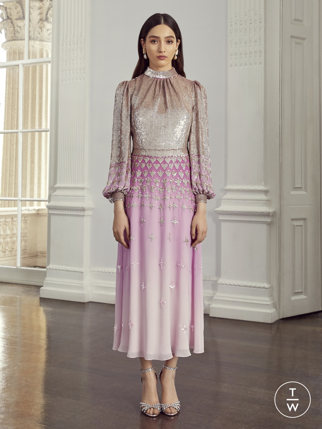 Fashion Week London Resort 2020 look 11 from the Temperley London collection 女装