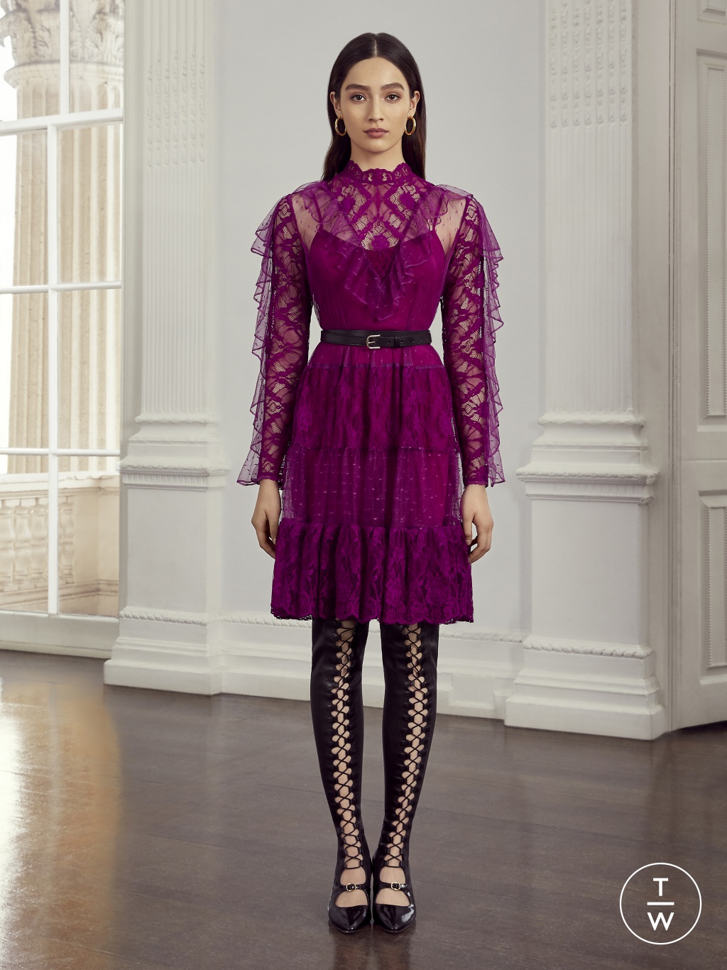 Fashion Week London Resort 2020 look 23 from the Temperley London collection 女装