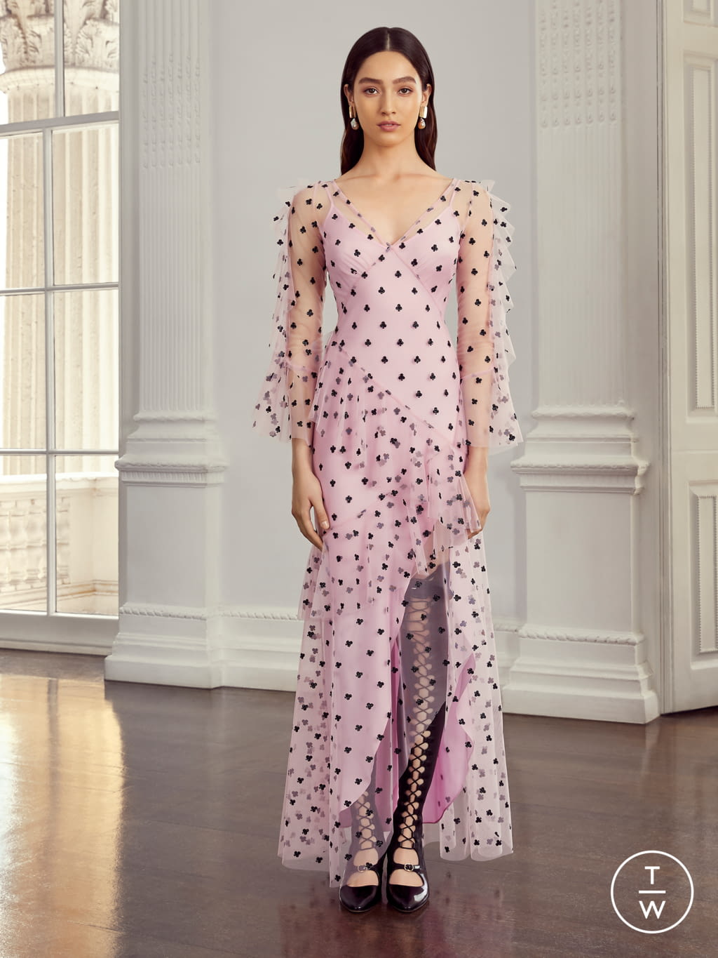 Fashion Week London Resort 2020 look 8 from the Temperley London collection womenswear