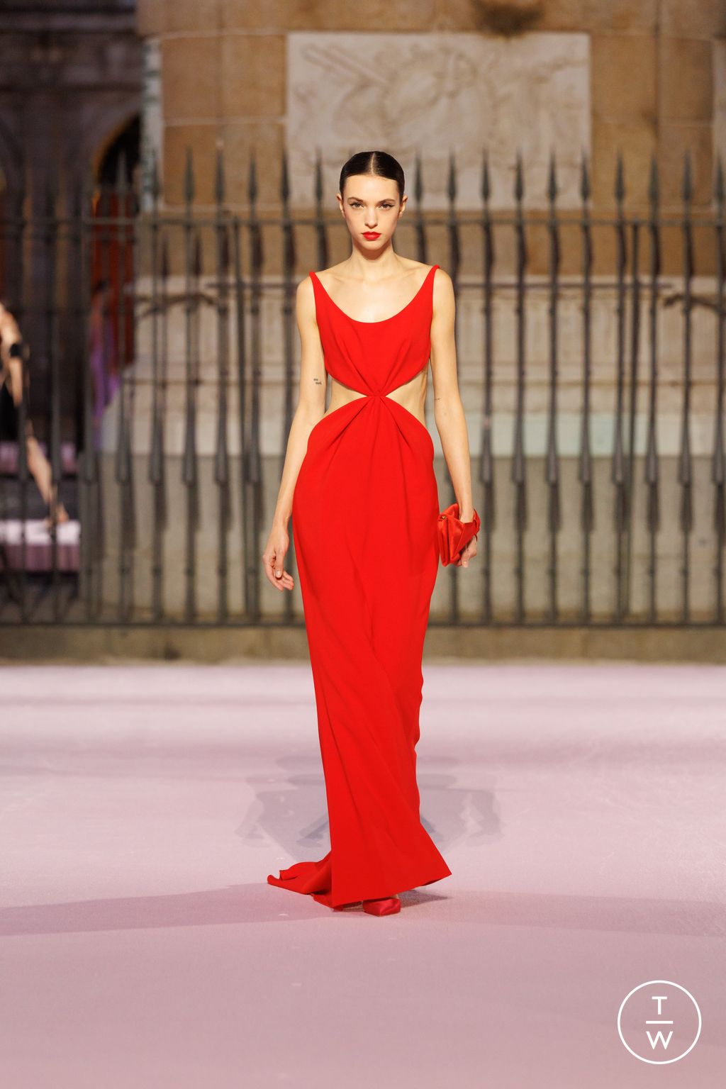 Fashion Week New York Spring/Summer 2026 look 45 from the Carolina Herrera collection womenswear