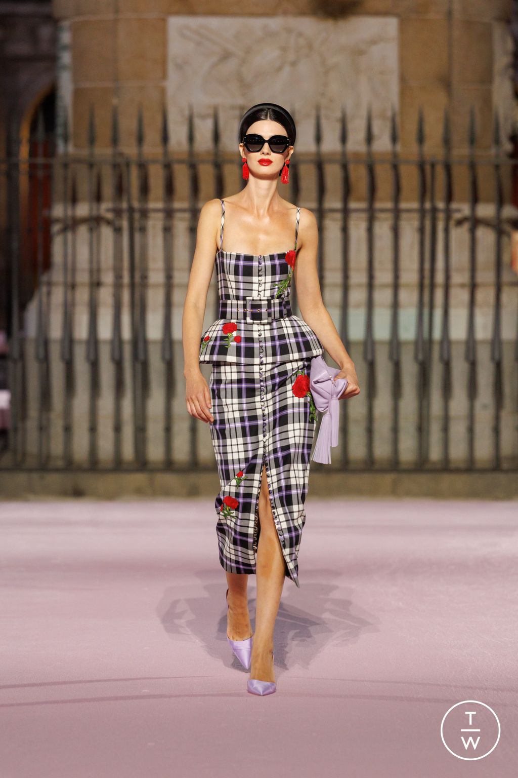 Fashion Week New York Spring/Summer 2026 look 67 from the Carolina Herrera collection womenswear