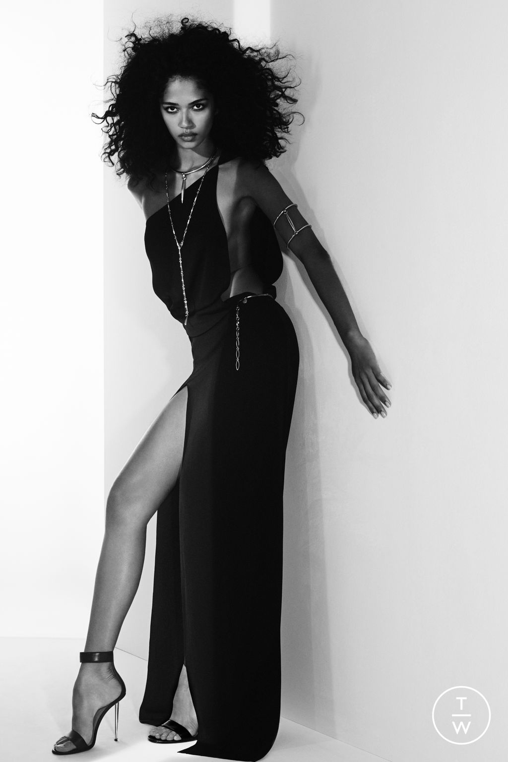 Tom Ford SS25 womenswear #39 - Tagwalk: The Fashion Search