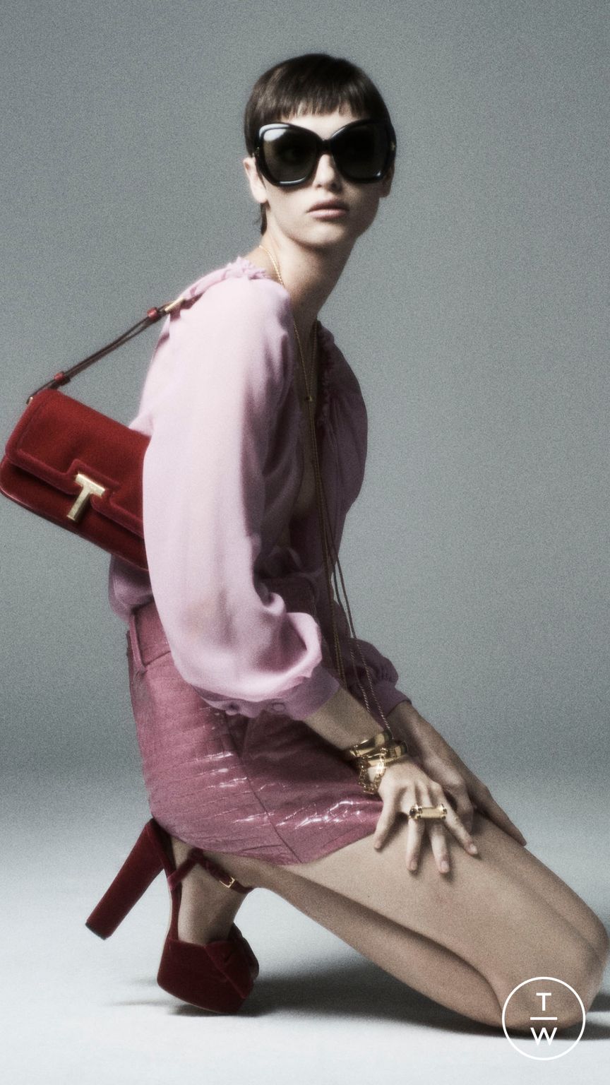 Fashion Week Milan Resort 2025 look 18 from the Tom Ford collection womenswear