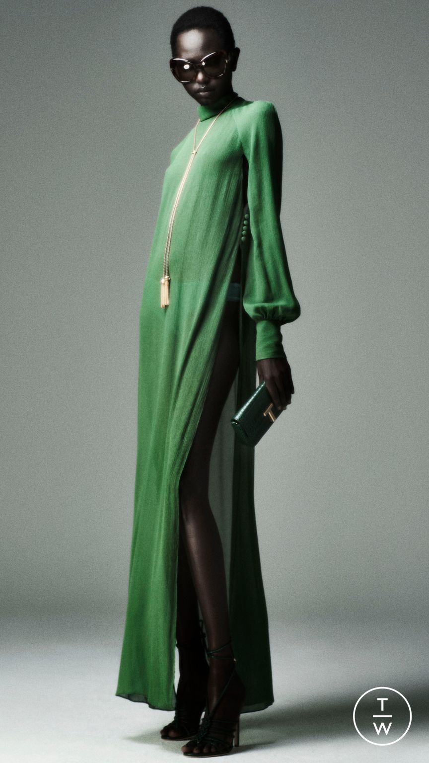 Fashion Week Milan Resort 2025 look 40 from the Tom Ford collection womenswear