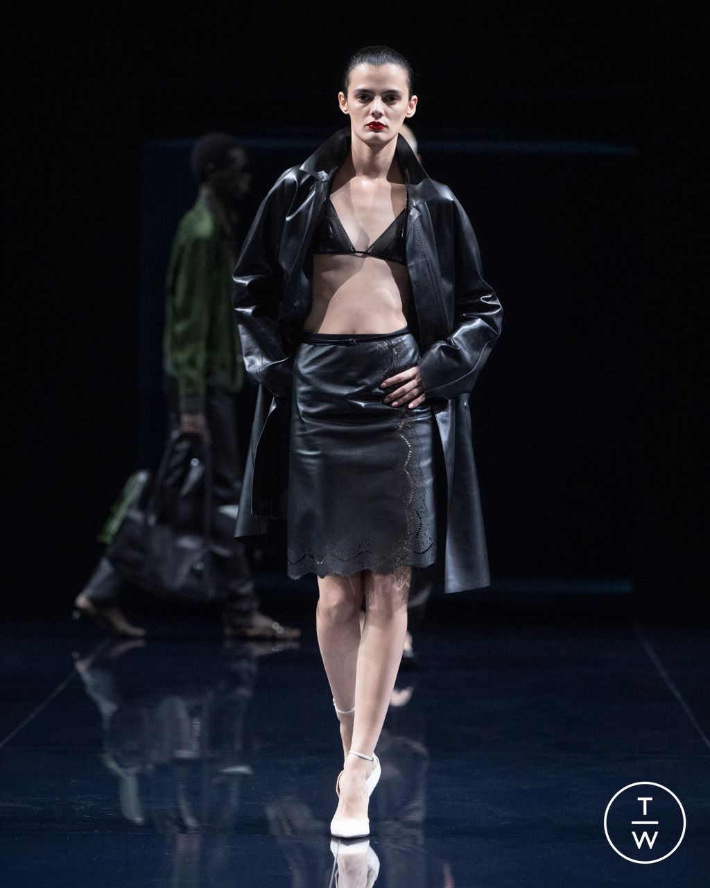 Fashion Week Paris Spring/Summer 2026 look 17 from the Tom Ford collection womenswear