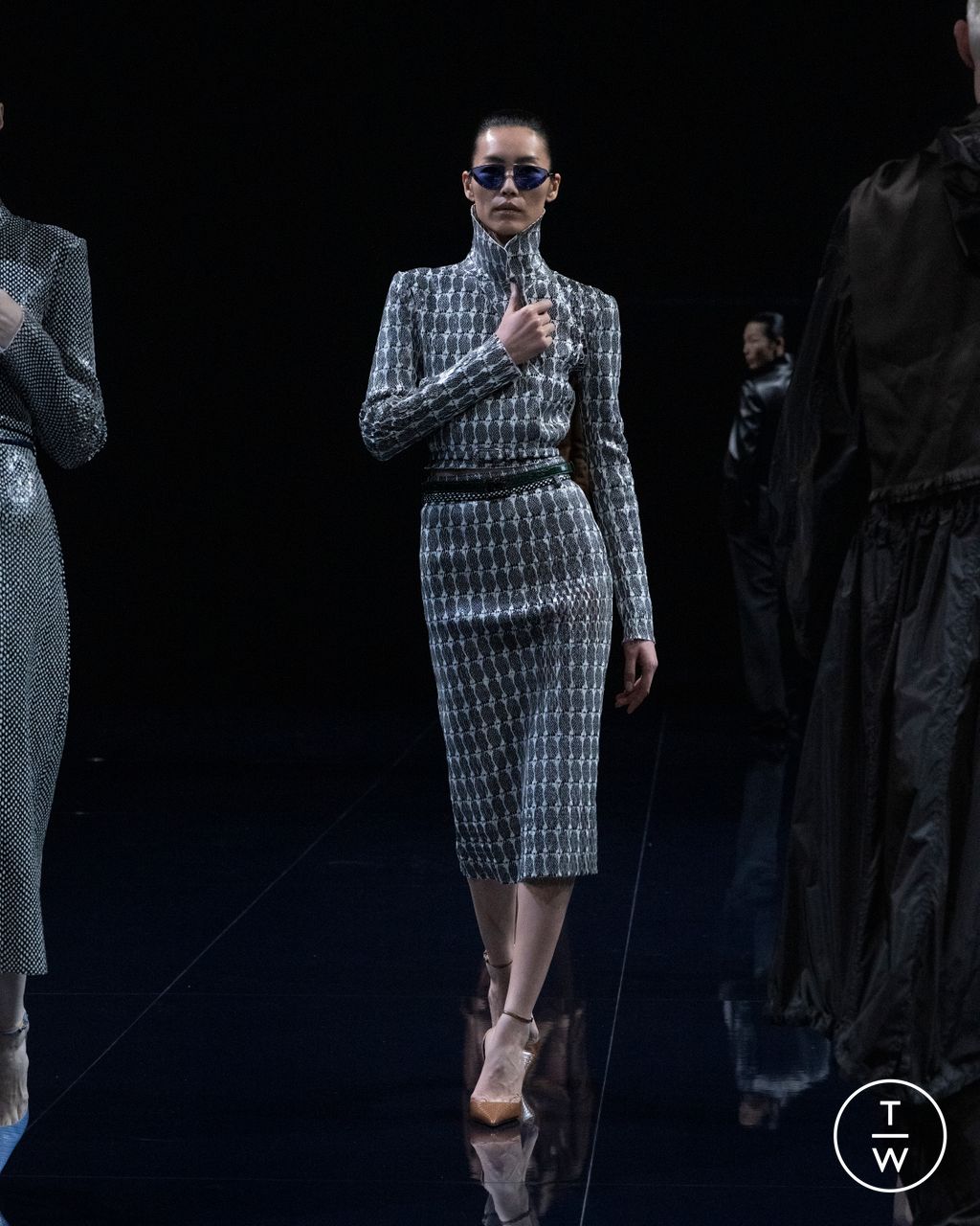 Fashion Week Paris Spring/Summer 2026 look 23 from the Tom Ford collection womenswear
