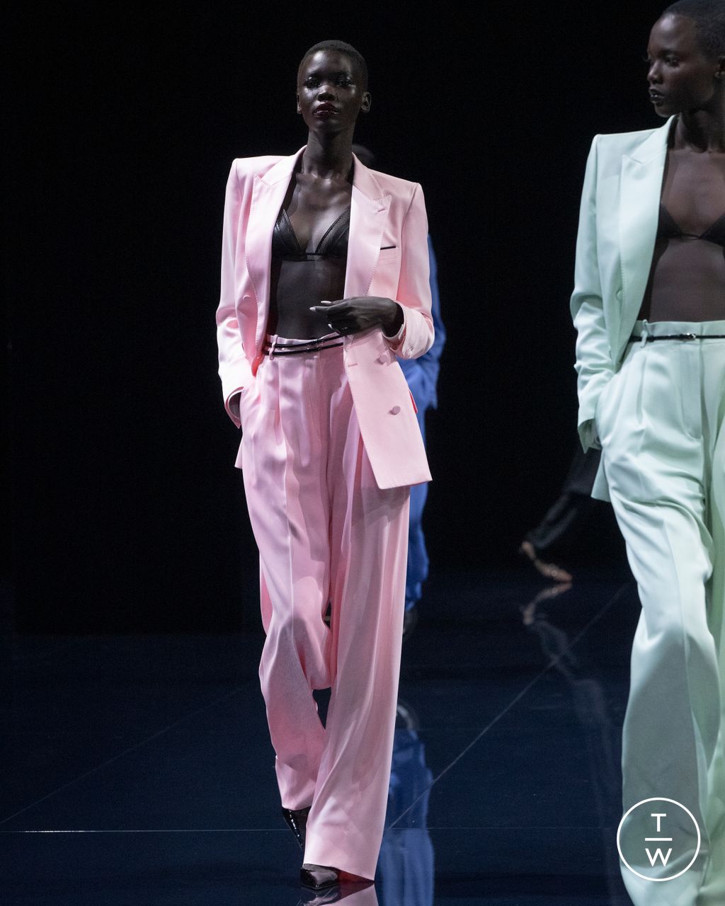 Fashion Week Paris Spring/Summer 2026 look 48 from the Tom Ford collection womenswear