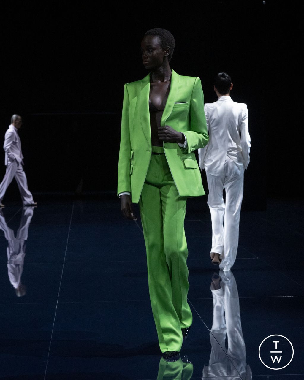 Fashion Week Paris Spring/Summer 2026 look 49 from the Tom Ford collection womenswear