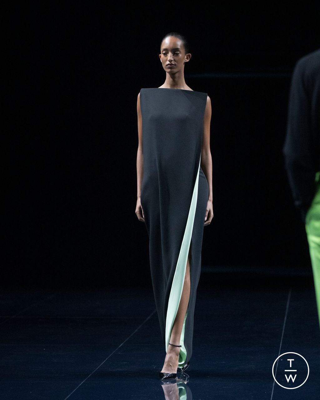 Fashion Week Paris Spring/Summer 2026 look 56 from the Tom Ford collection womenswear