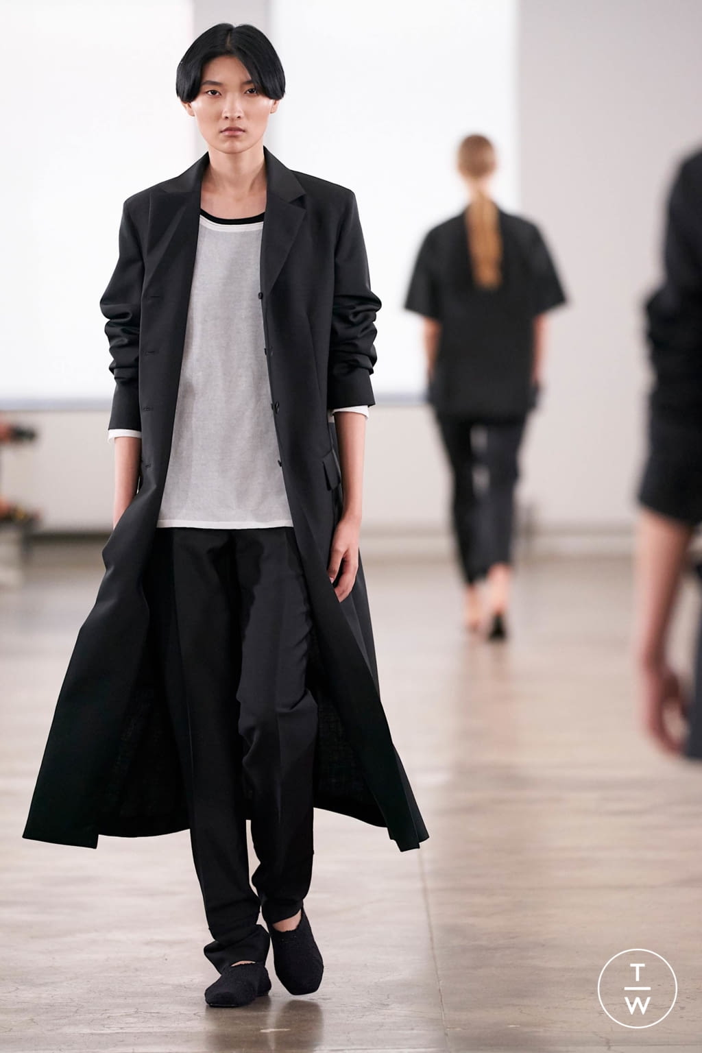 Fashion Week New York Spring/Summer 2020 look 3 from the The Row collection womenswear