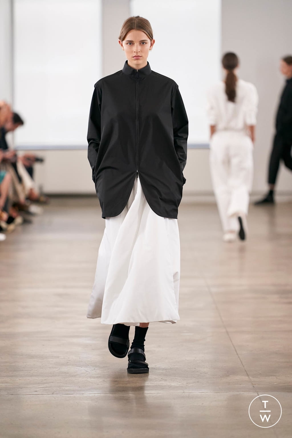 Fashion Week New York Spring/Summer 2020 look 9 from the The Row collection womenswear