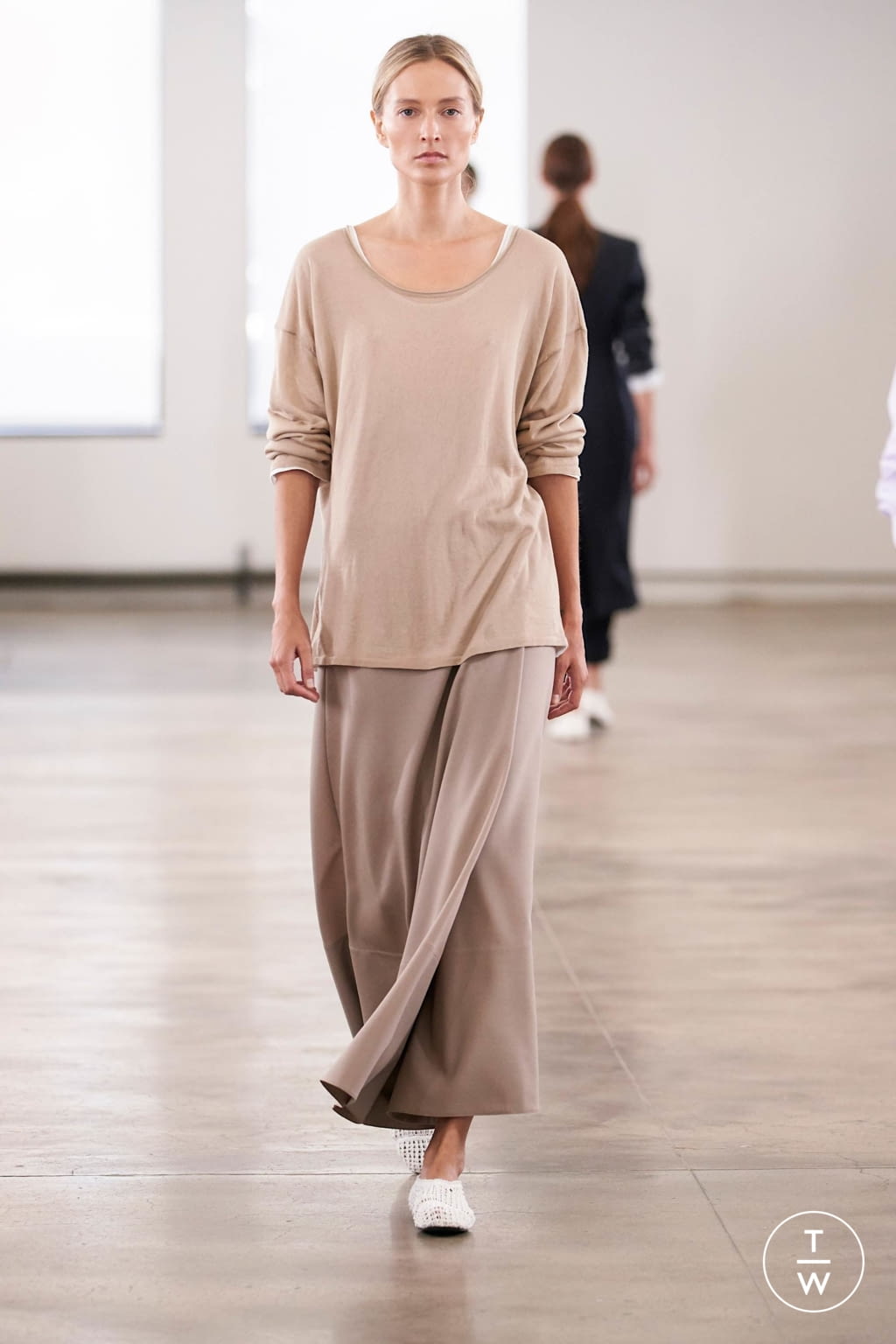 Fashion Week New York Spring/Summer 2020 look 19 from the The Row collection womenswear
