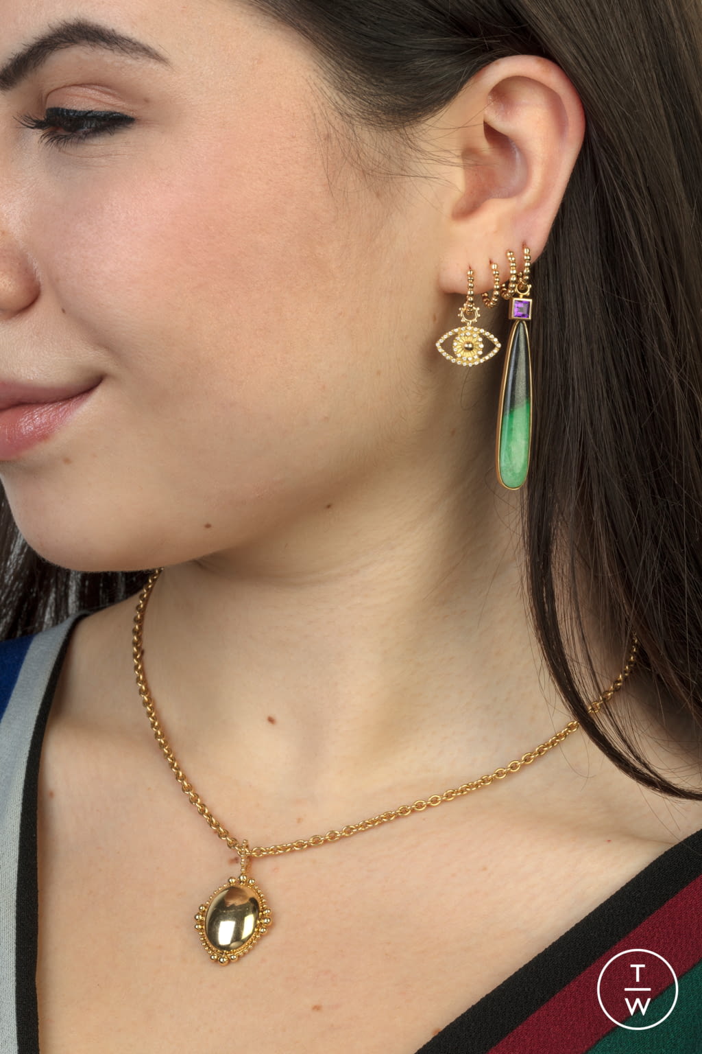 Fashion Week Paris Fall/Winter 2021 look 61 from the Gaya collection womenswear accessories