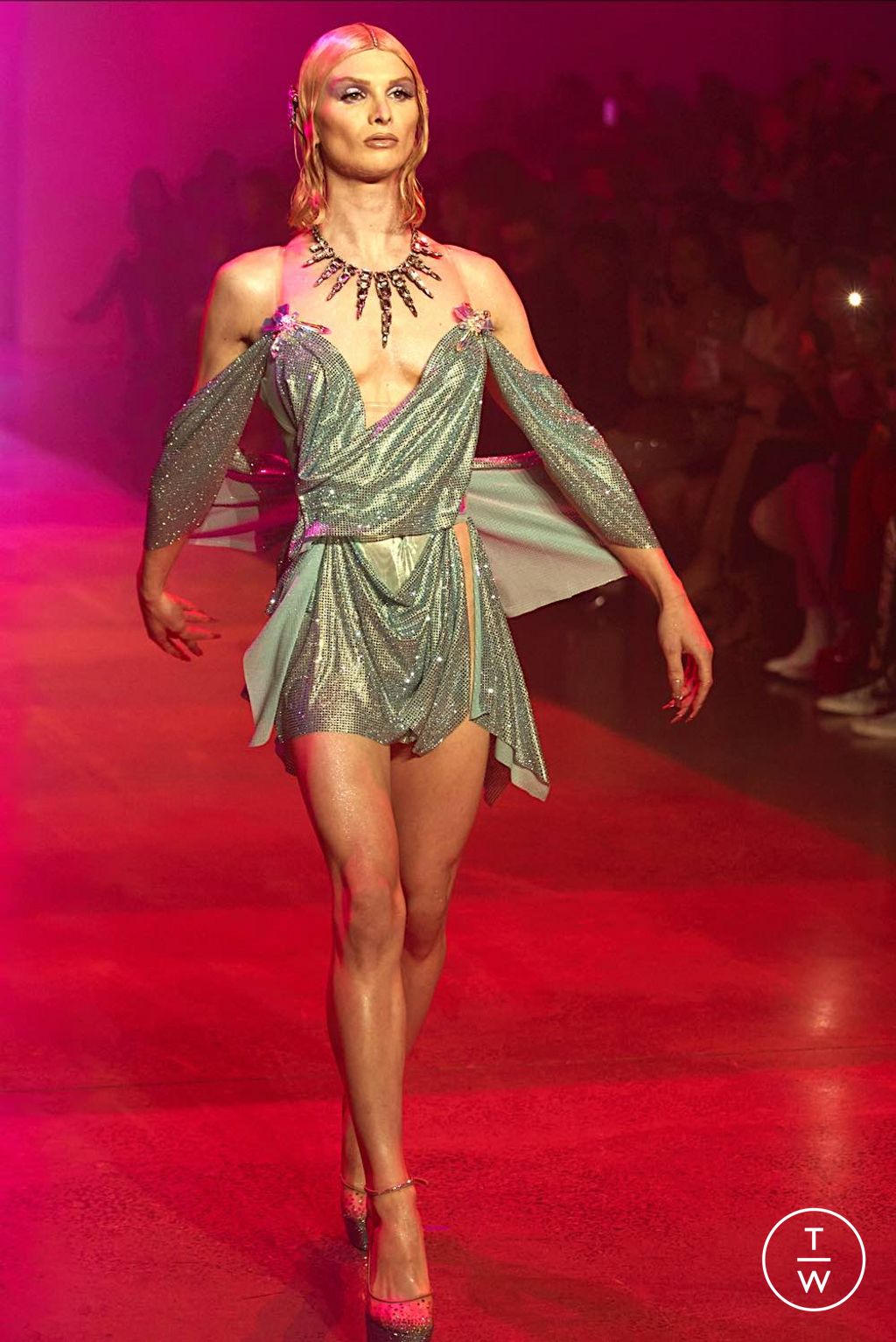Fashion Week New York Spring/Summer 2024 look 17 from the The Blonds collection womenswear