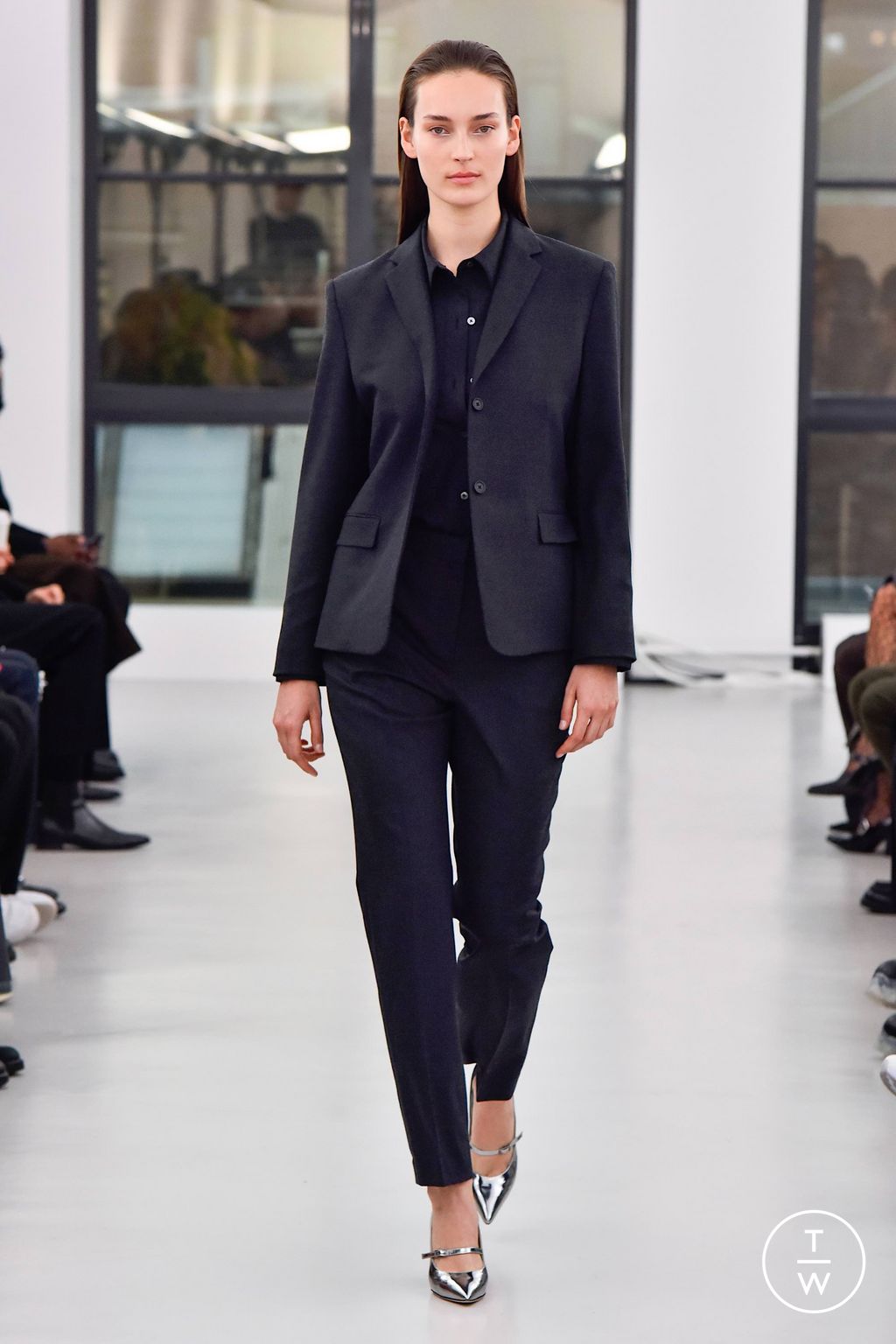 Fashion Week New York Fall/Winter 2023 look 16 de la collection Theory womenswear