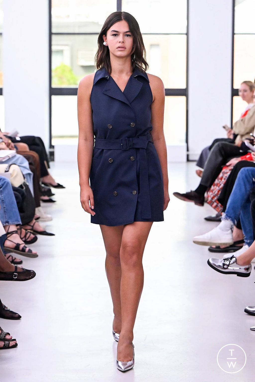 Fashion Week New York Spring/Summer 2024 look 10 from the Theory collection 女装