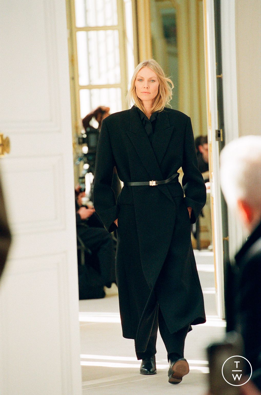 Fashion Week Paris Fall/Winter 2023 look 12 from the The Row collection womenswear