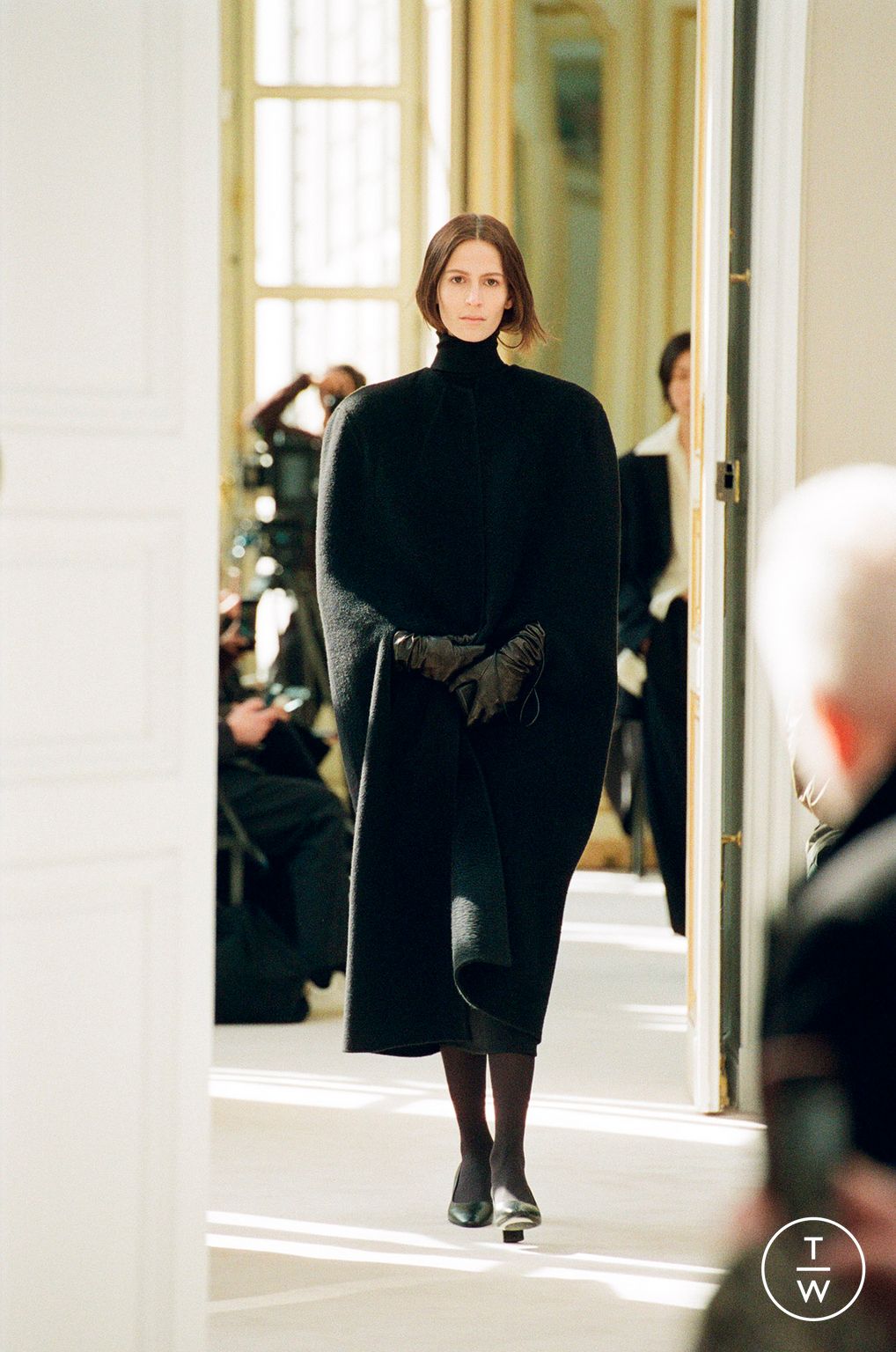 Fashion Week Paris Fall/Winter 2023 look 34 from the The Row collection 女装