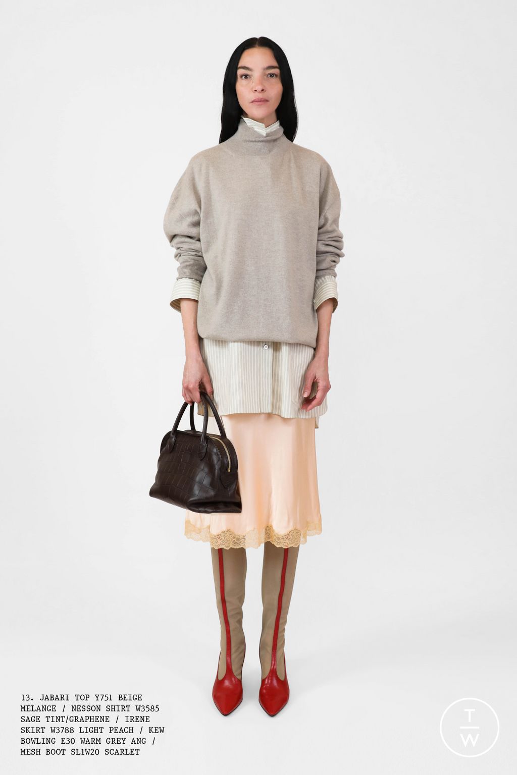 Fashion Week Paris Spring-Summer 2025 look 13 from the The Row collection womenswear