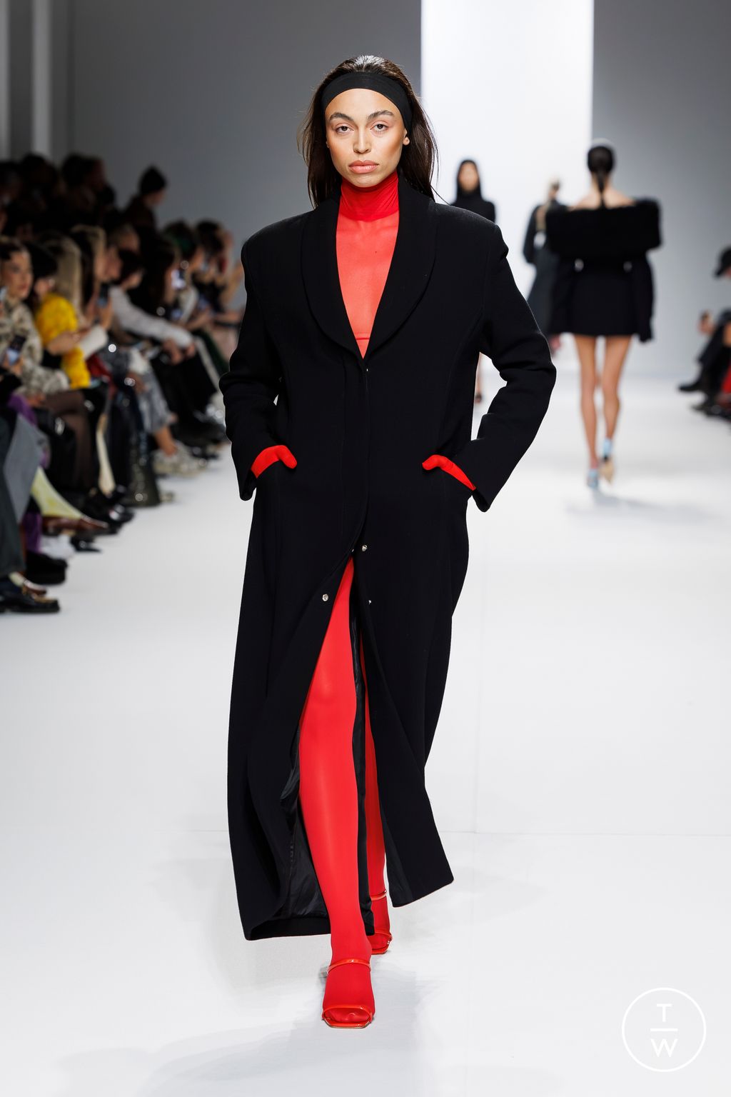 Fashion Week Paris Fall/Winter 2024 look 74 from the Theunissen collection womenswear