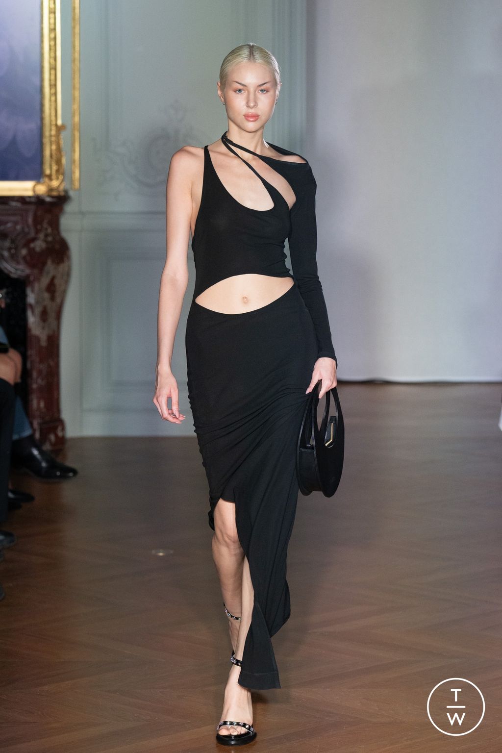 Fashion Week Paris Spring/Summer 2024 look 3 from the Theunissen collection womenswear