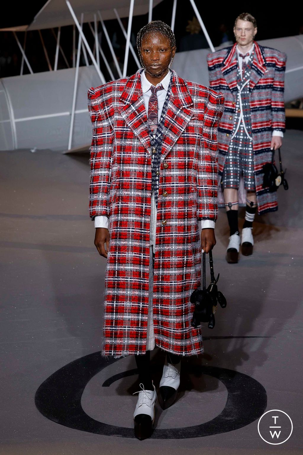 Fashion Week New York Fall/Winter 2023 look 30 from the Thom Browne collection 女装