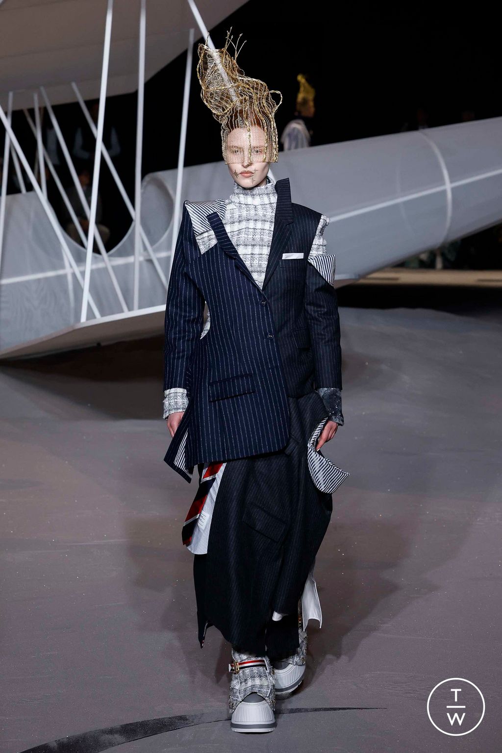 Fashion Week New York Fall/Winter 2023 look 43 from the Thom Browne collection womenswear