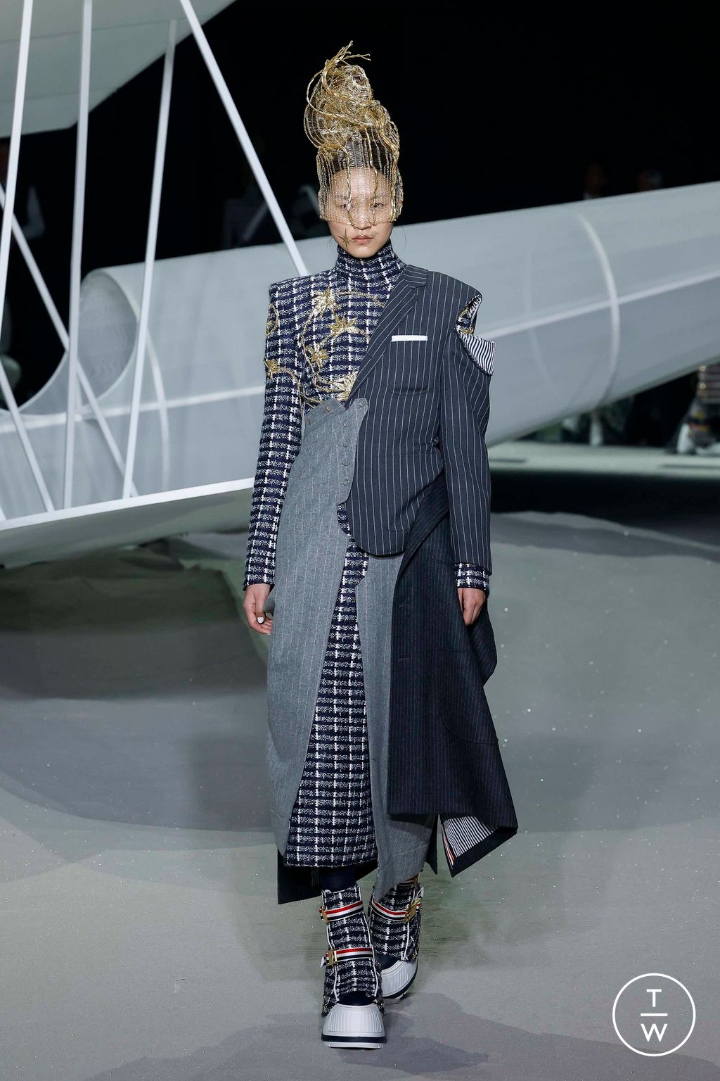 Fashion Week New York Fall/Winter 2023 look 49 from the Thom Browne collection womenswear