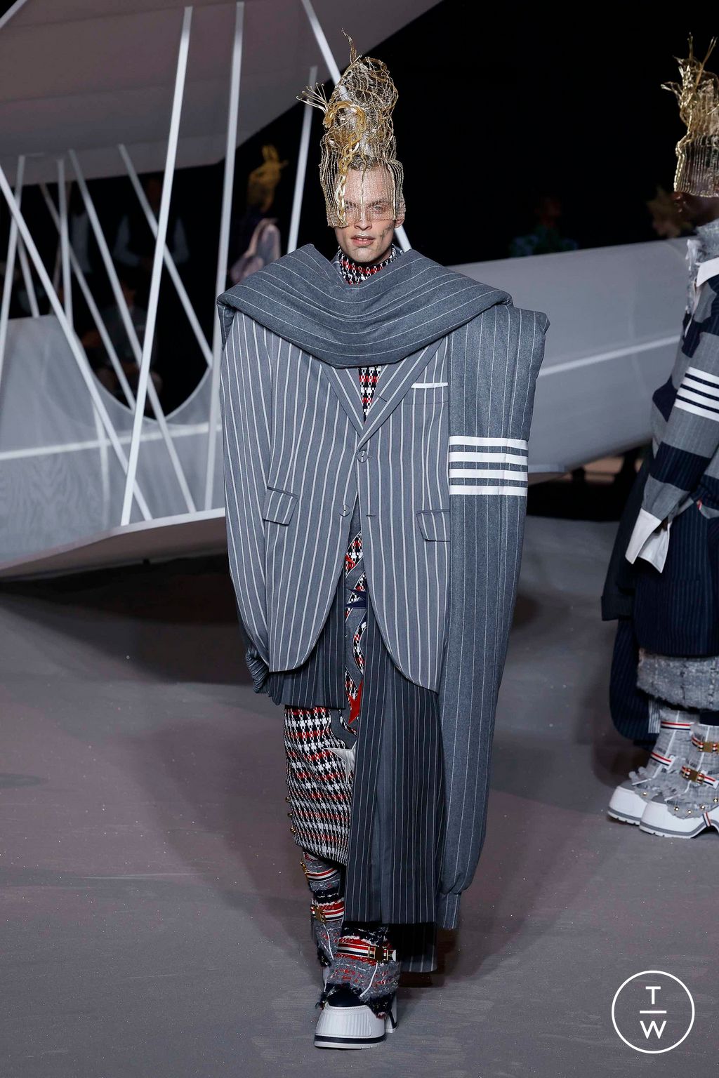 Fashion Week New York Fall/Winter 2023 look 56 from the Thom Browne collection womenswear