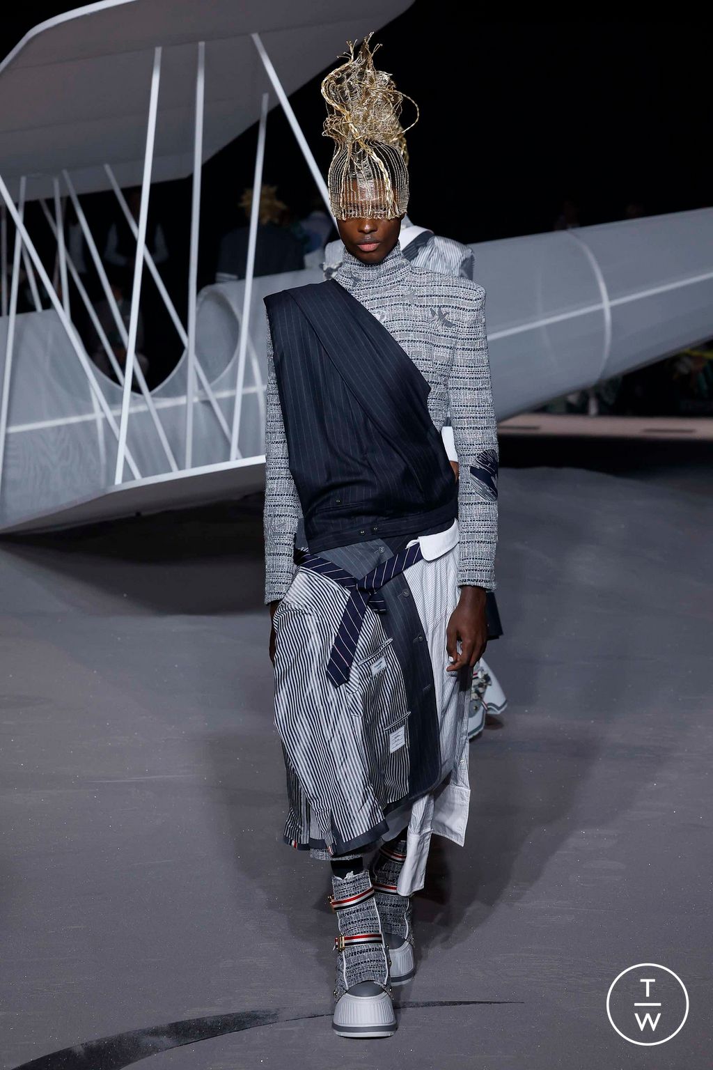 Fashion Week New York Fall/Winter 2023 look 59 from the Thom Browne collection 女装