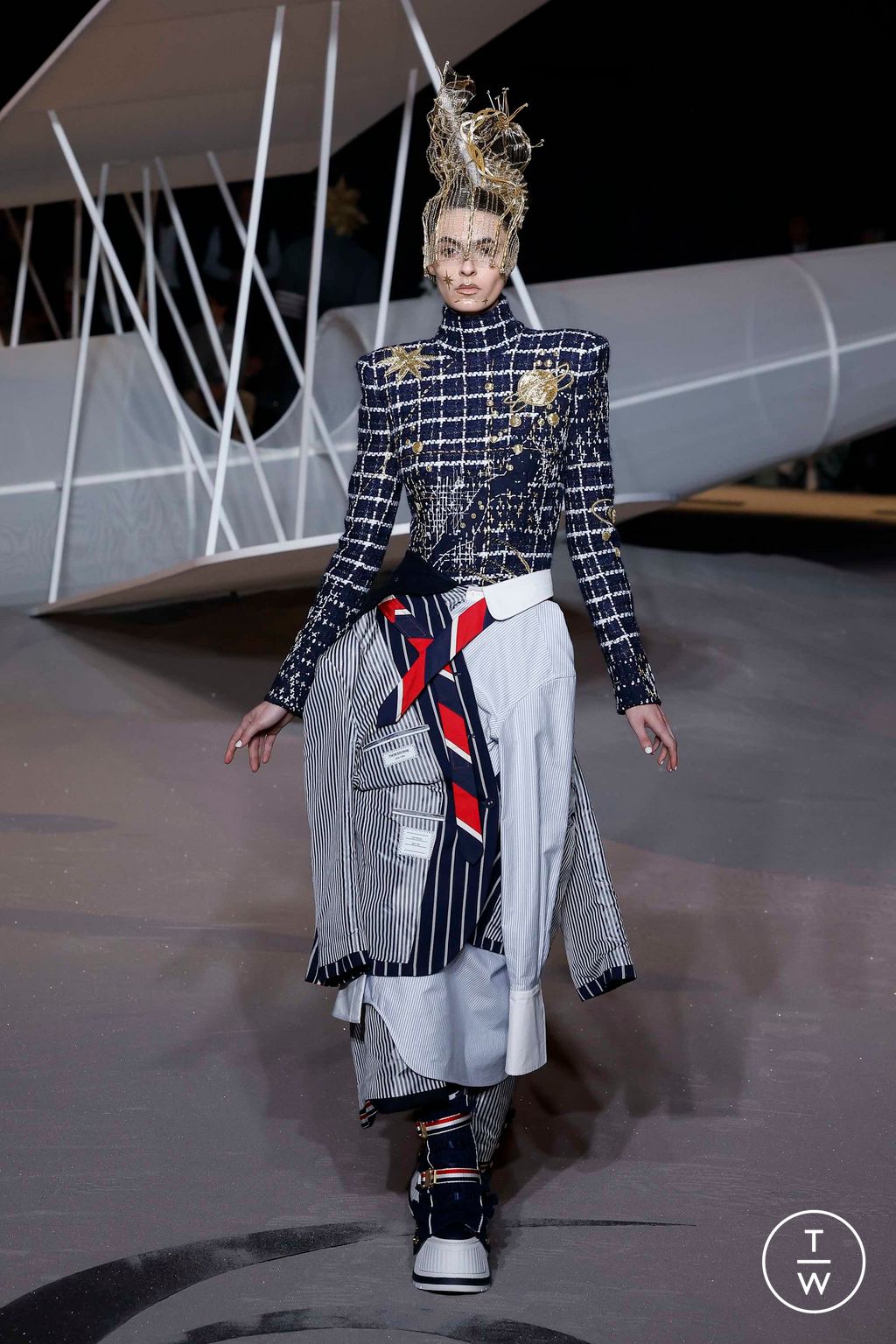 Fashion Week New York Fall/Winter 2023 look 62 from the Thom Browne collection womenswear